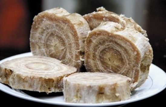 Củ sắn dây luộc (Ảnh minh họa)